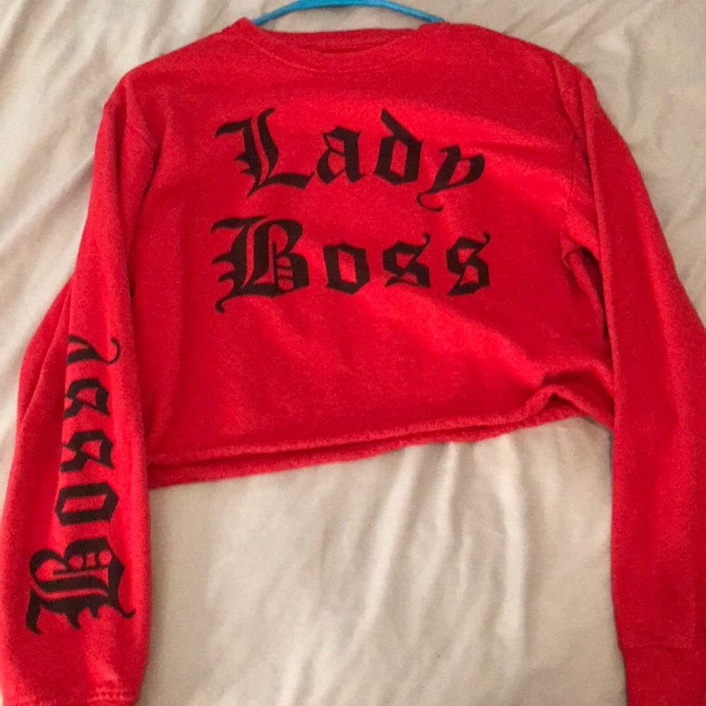 Red lady boss crop sweatshirt